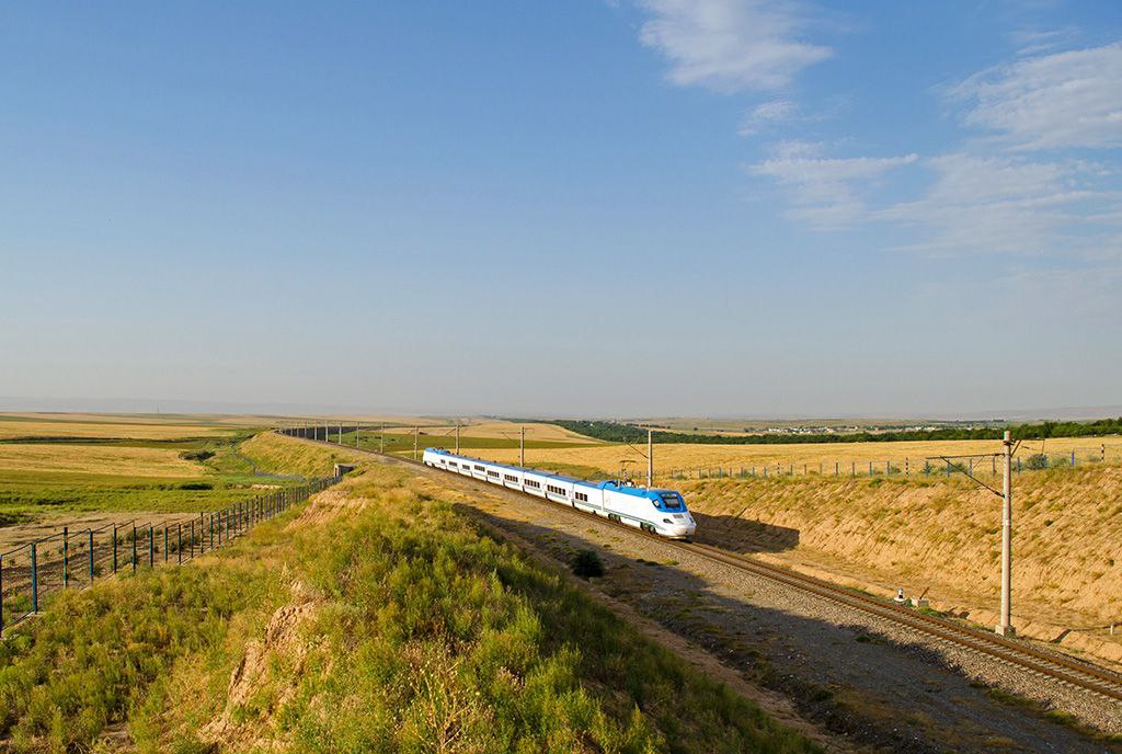 Наманганга тезюрар электропоездлар қатнови жорий этилади